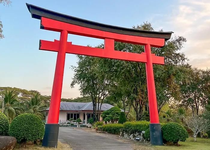 Suanphung Bonsai Village