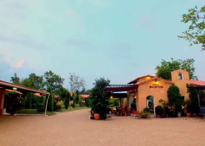 Villa Tuscany Country Resort