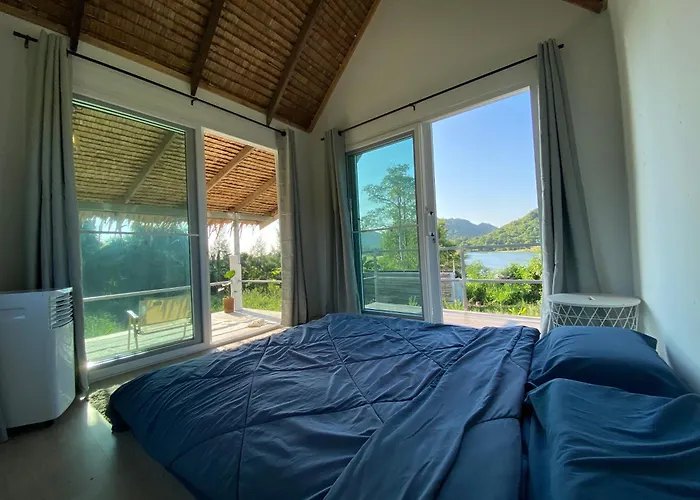 Royal Mountain Lake View