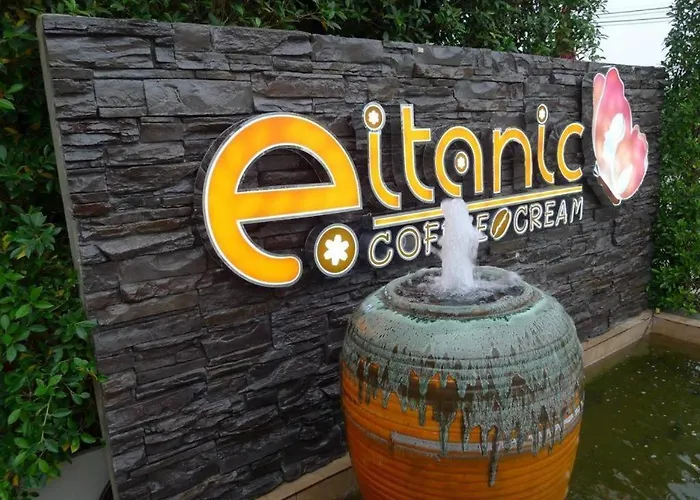 Eitanic Resort