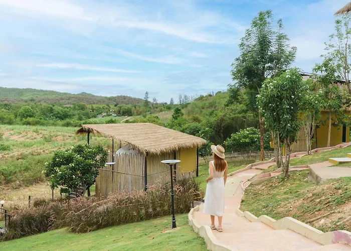 Mondara Villa And Glamping