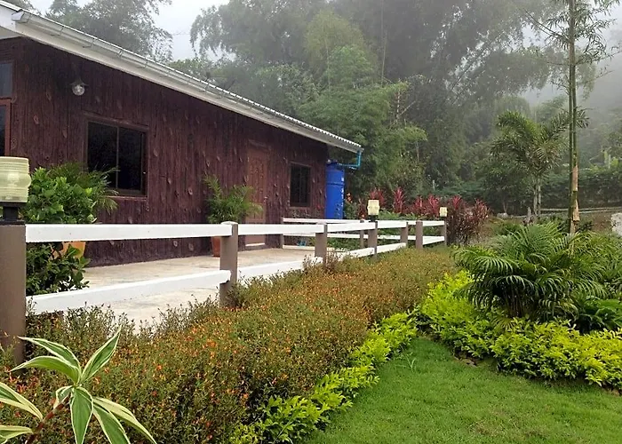Pattharapuri Valley Resort