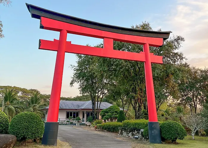 Suanphung Bonsai Village