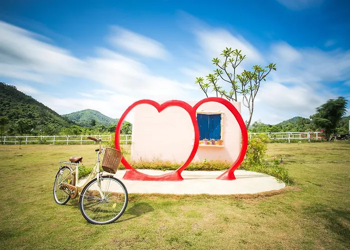 Rak Na Suan Pueng Resort