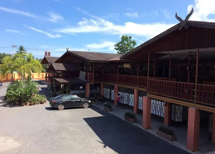 Puengluang Hotel