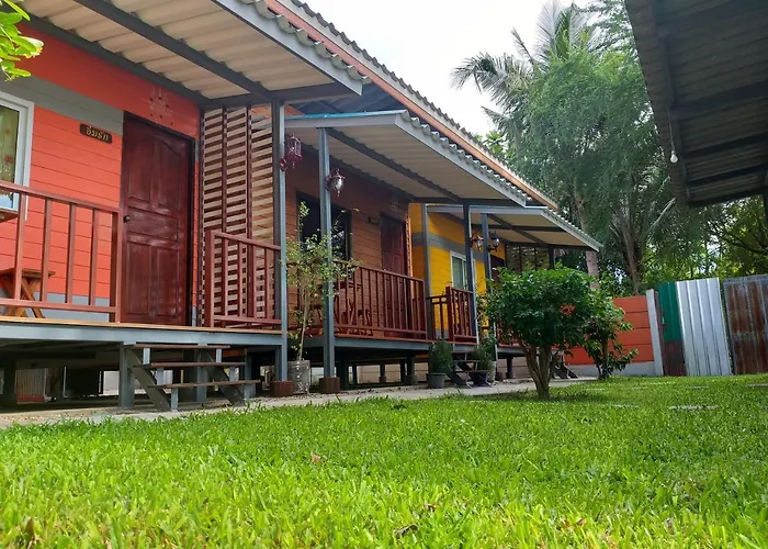 Aroonsri Thara